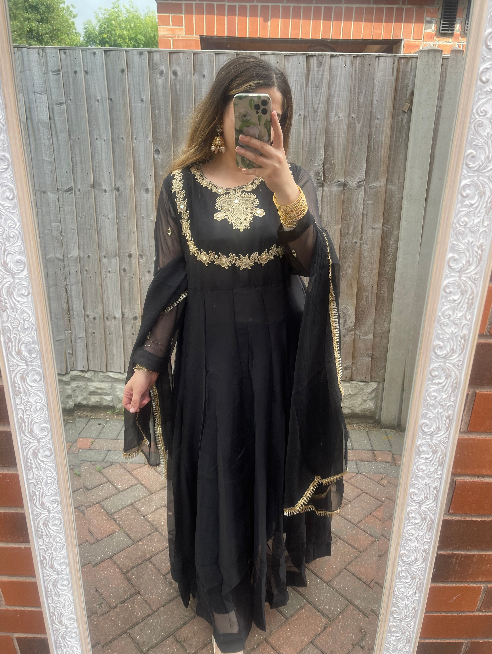 MAHIRA | Black Chiffon Anarkali