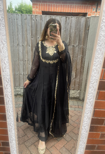 MAHIRA | Black Chiffon Anarkali